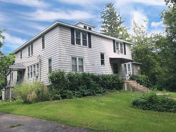 2nd image of 346 Riverview Ave APT 3