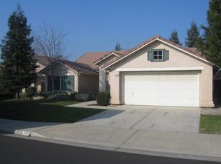 2653 Burlingame Ave, Clovis, CA