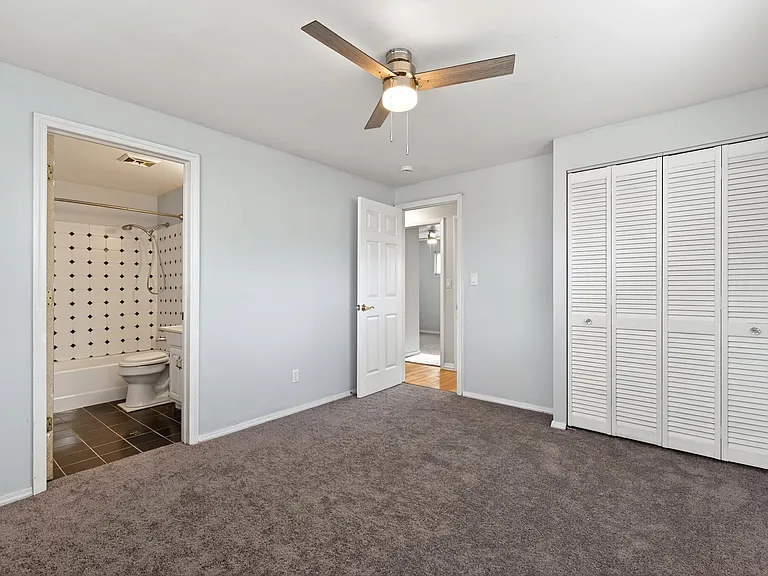 95 Goldengate Dr — Photo 16