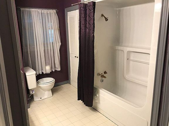 2nd image of 1115 Kiln St