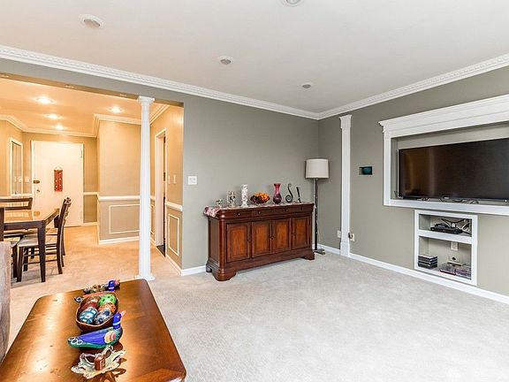 4th image of 89-35 155th Ave APT 6A