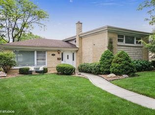 10321 Minnick Ave, Oak Lawn, IL