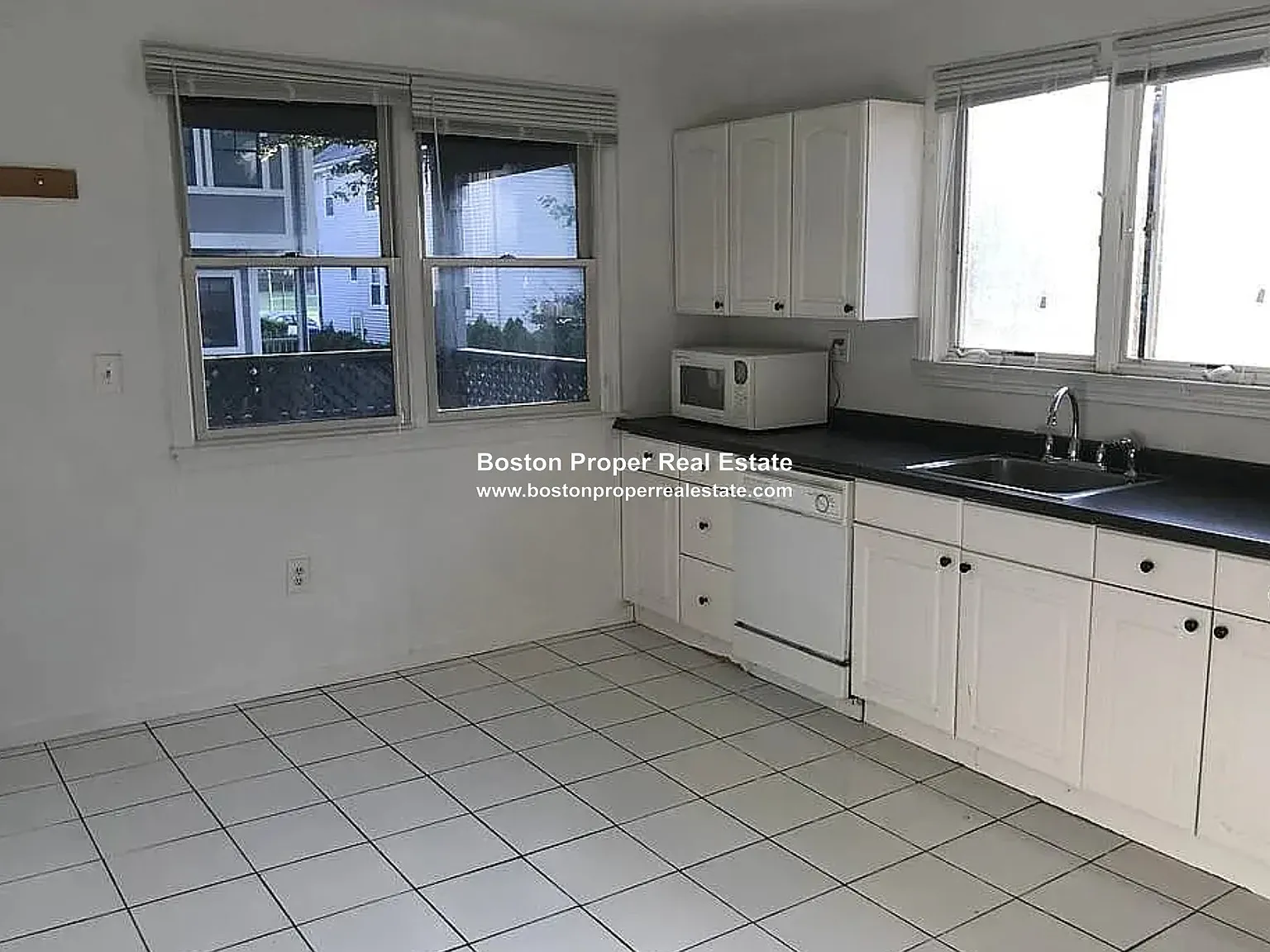 3 bed, 1100 sqft, $3,100 — Photo 4
