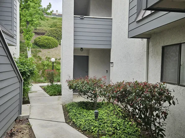 520 S Ranch View Cir #25, Anaheim, CA 92807