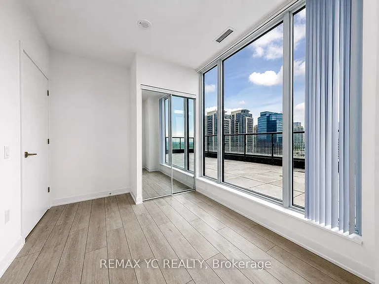 5858 Yonge St #1022 — Photo 23