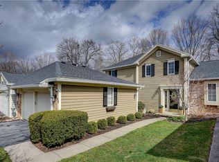 48 Creek Rdg, Pittsford, NY 14534