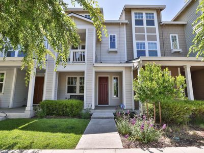 3917 Pyramid Way, Mountain View, CA, 94043