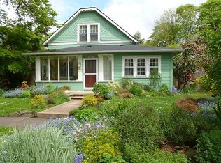 971 West Broadway, Eugene, OR 97402