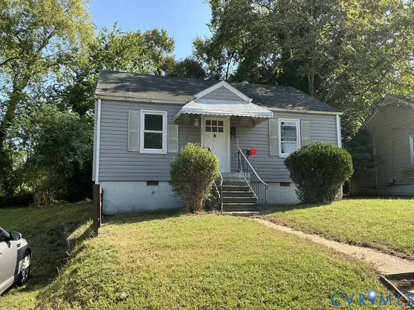21 Cherry St, Petersburg, VA 23803