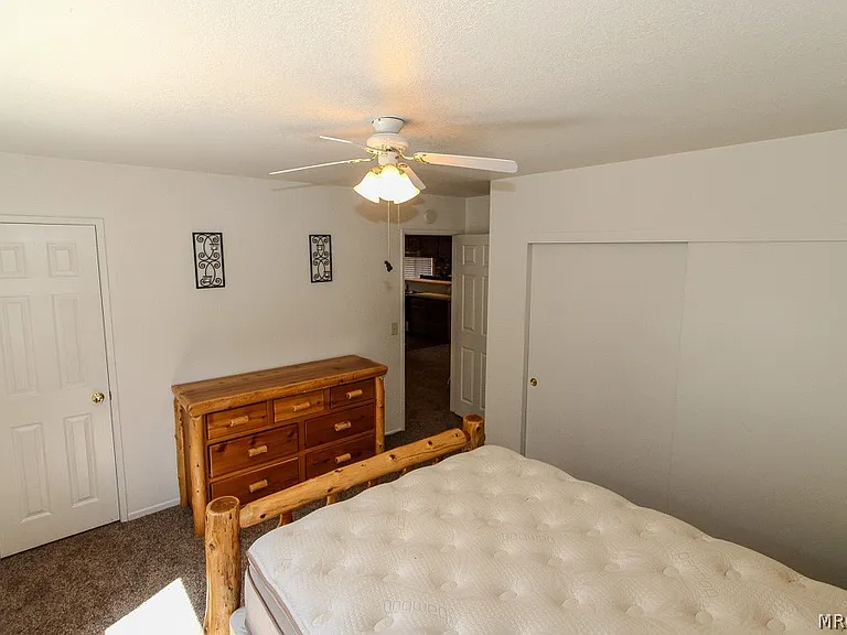 494 Wabash Ln — Photo 18