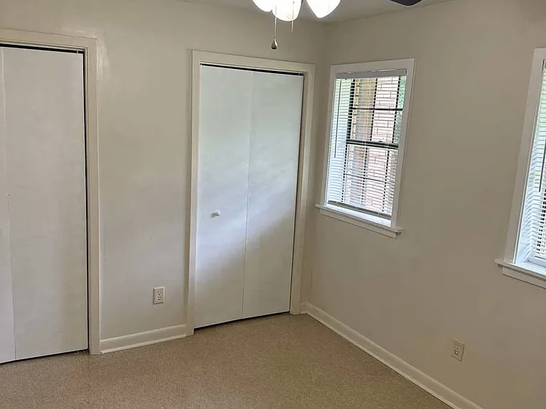 505 Marie Ave — Photo 9