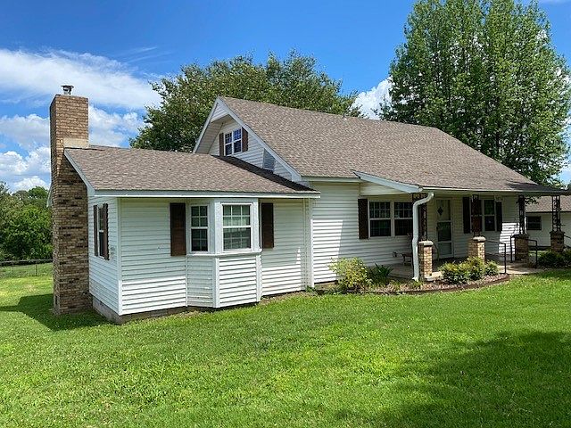 1st image of 1076 N Barrington Rd