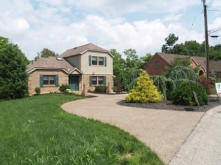 Front left from street