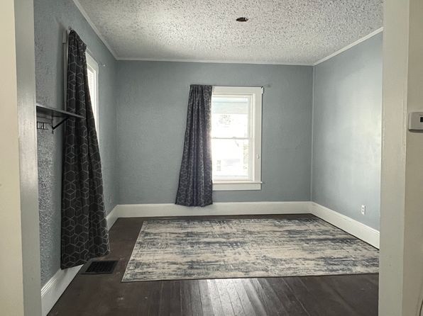 (undisclosed Address)