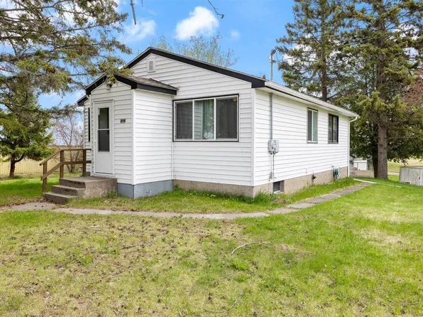 808 3rd St N, Tower, MN 55790