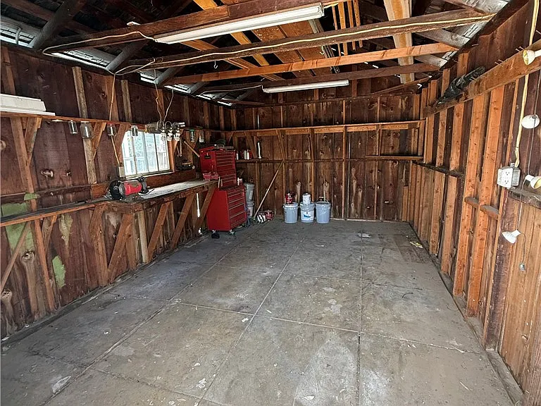 529 E Central Ave — Photo 4