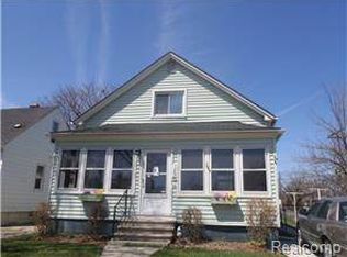 1262 Empire Ave, Lincoln Park, MI 48146