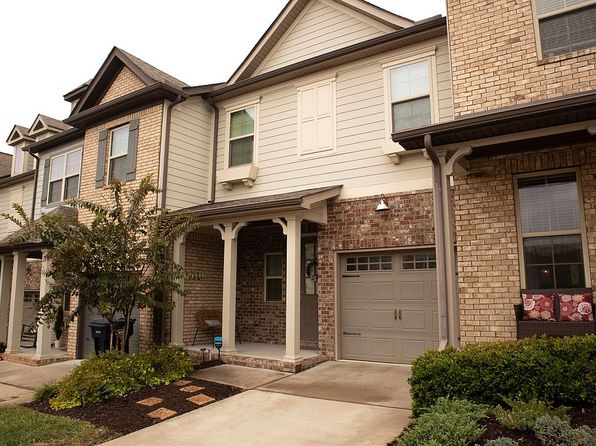 1604 Hampshire Pl 904-lot 904