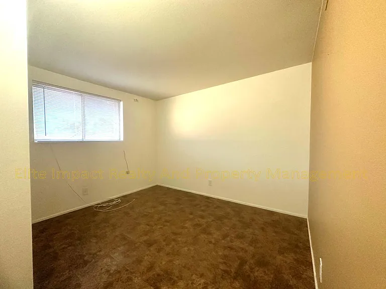 3811 N Reno Ave — Photo 13