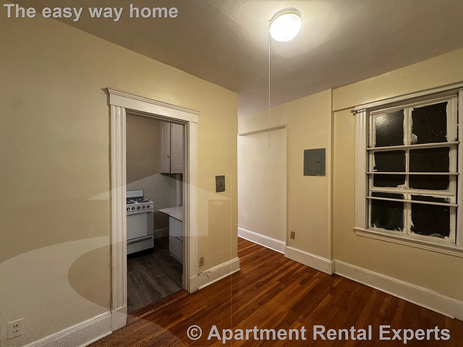 Studio, $2,300 — Photo 4