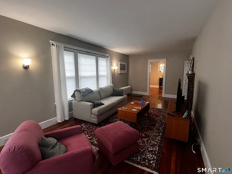 21 Elmwood Rd — Photo 17