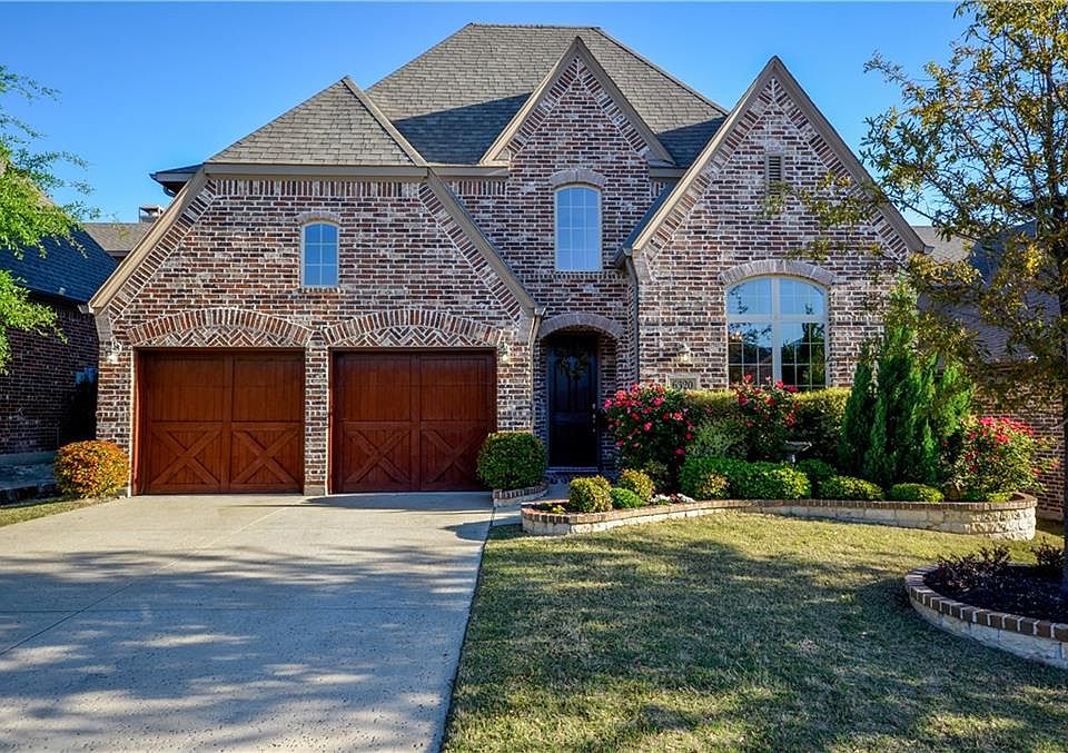 1st image of 6320 Canyon Crest Dr