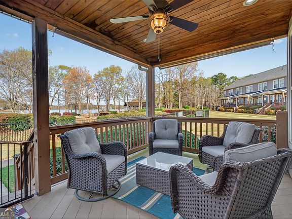 3rd image of 549 Old Phoenix Rd Unit 105