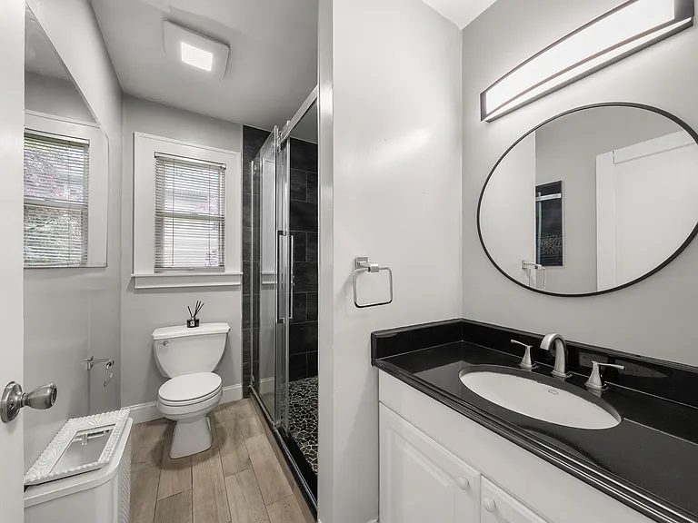 243 Jefferson Ave — Photo 13