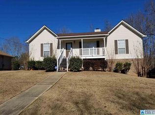 26 Magnolia Ln, Sumiton, AL 35148