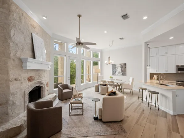 1701 Spyglass Dr APT 10, Austin, TX 78746