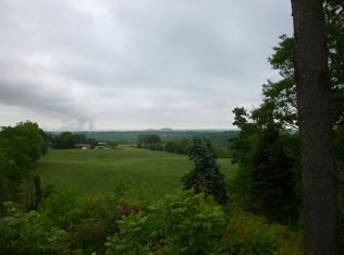 323 Calhoon Rd, Aliquippa, PA 15001