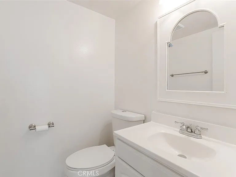 1129 Linden Ave #5 — Photo 13