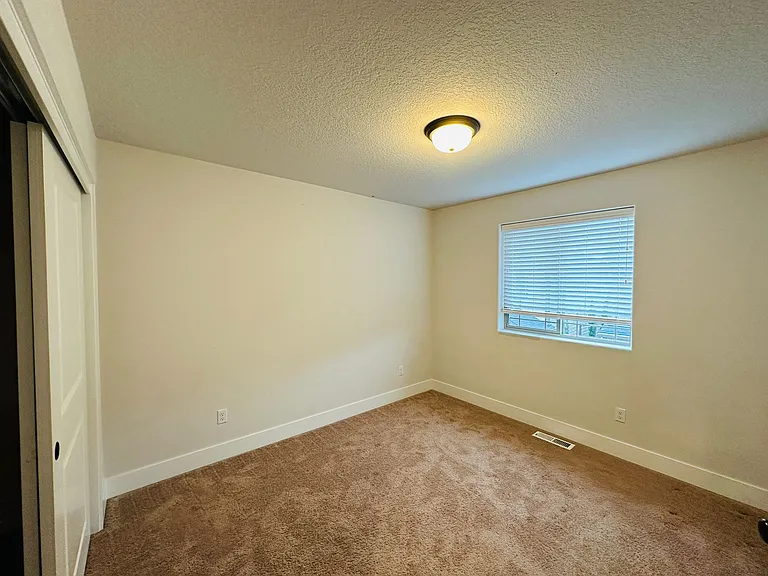 10253 NW 291st Ave — Photo 33
