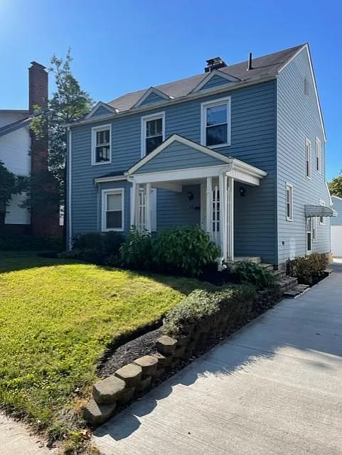 3 bed, 1.5 bath, 1549 sqft, $2,600 — Photo 4