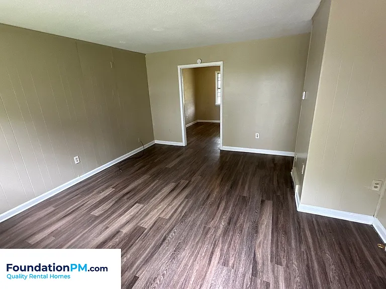 3214 Mario St — Photo 5