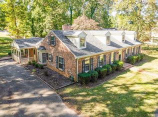101 Foxhall Dr, Forest, VA 24551