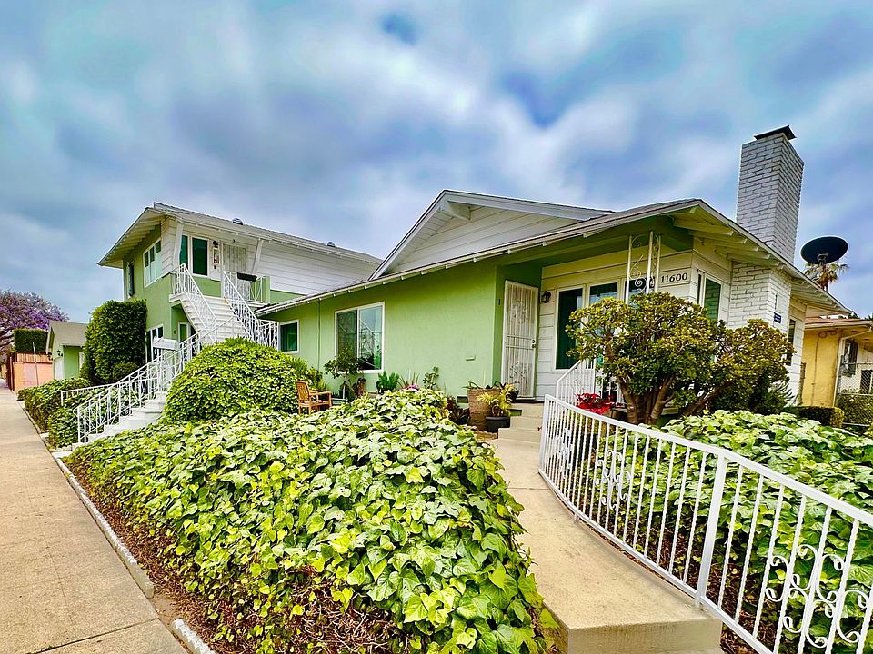 1st image of 11600 Crenshaw Blvd #2