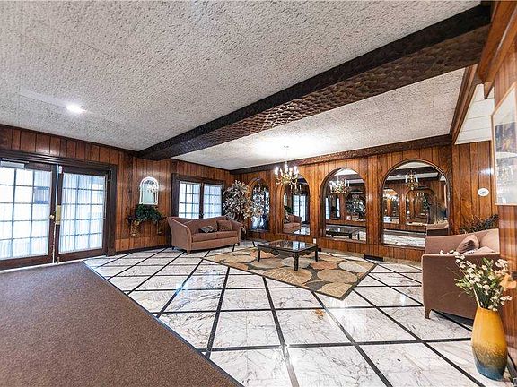 4th image of 77 S Park Ave APT B22