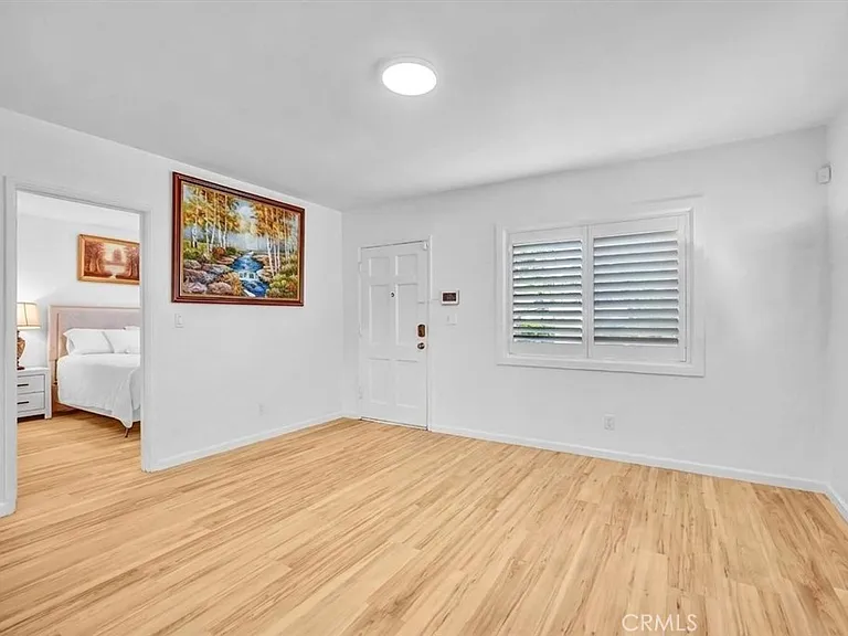14508 Kingsdale Ave — Photo 7