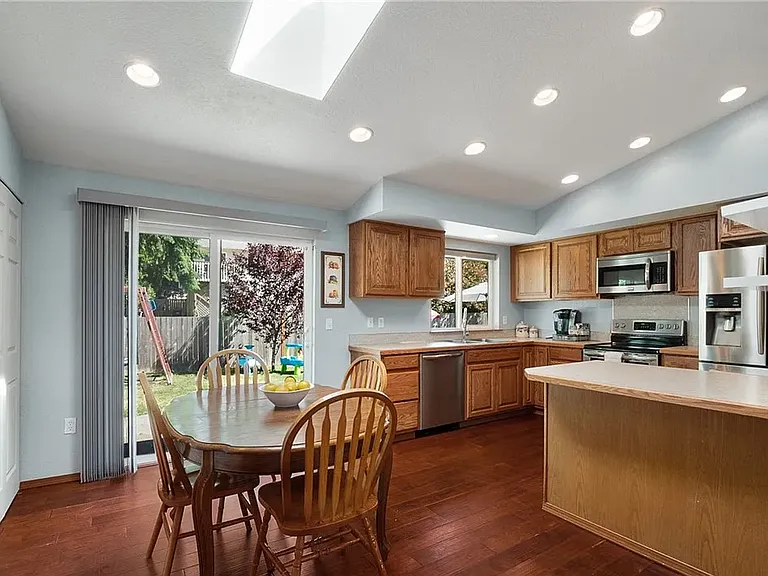 1141 Pinedrop Loop SE — Photo 9