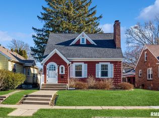3117 Grand Ave, Davenport, IA 52803