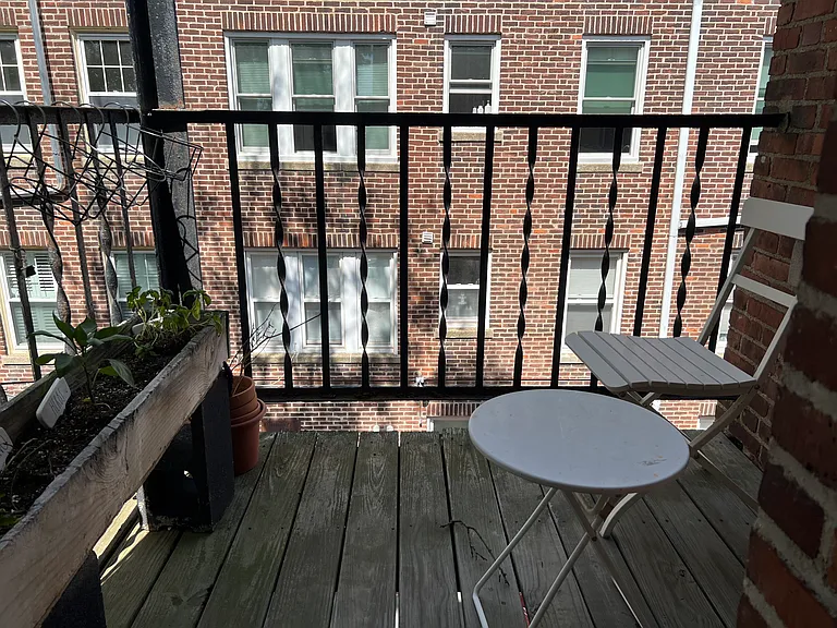 40 Saint Paul St #3 — Photo 19