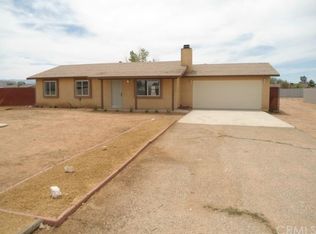 22271 Cholena Rd, Apple Valley, CA 92307