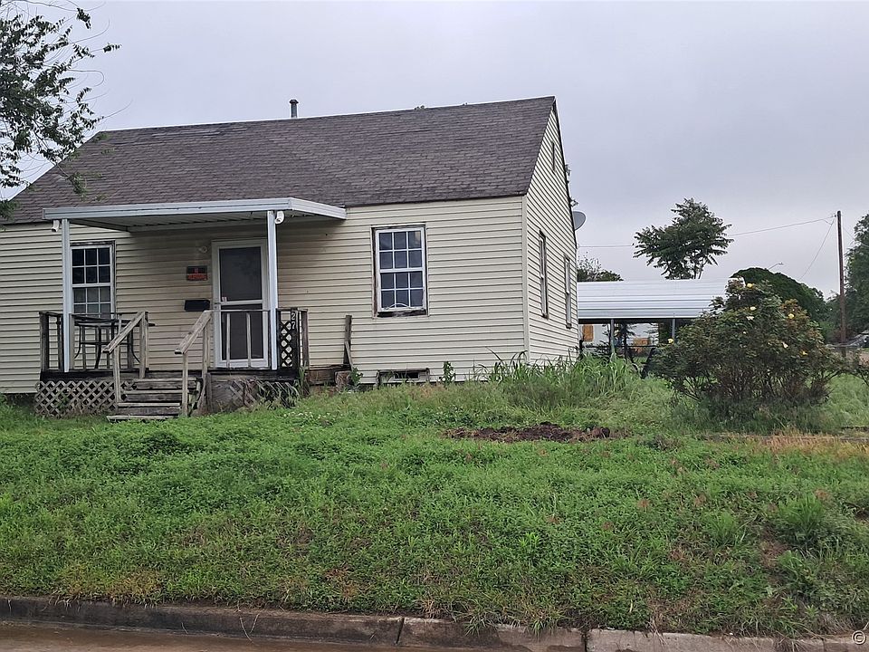 2nd image of 2721 E Latimer Ct