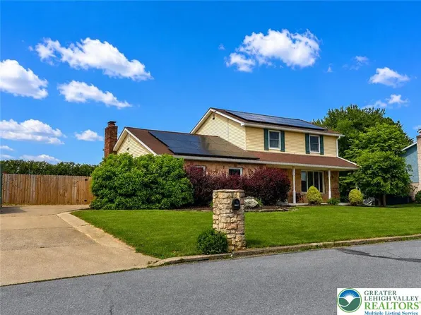 10 Dusty Rd, Easton, PA 18045
