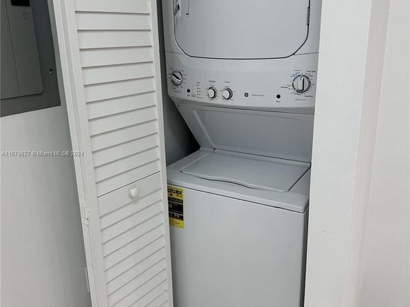 hialeah-florida-2119555508 picture