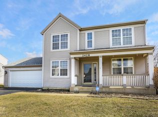 2428 Geneva Ln, Montgomery, IL 60538