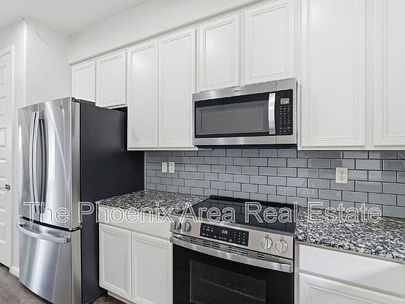 4th image of 2090 S Dorsey Ln #1048