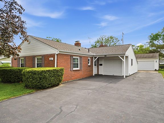 2nd image of 341 Carilla Ln