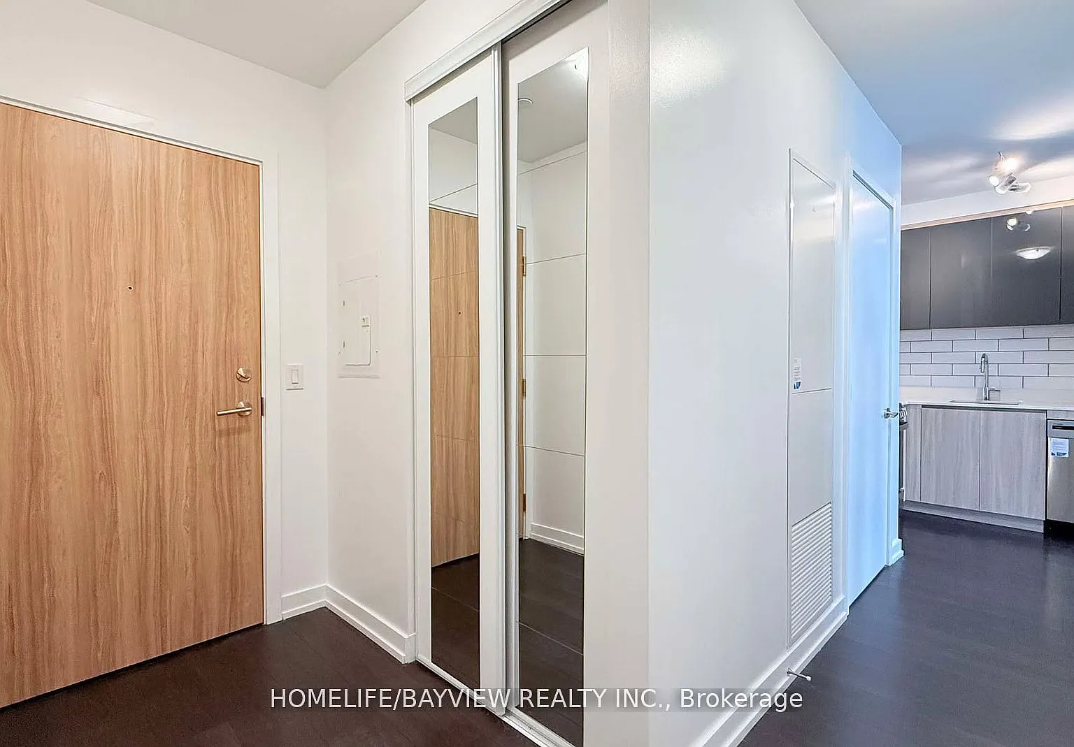 1 bed, $2,000 — Photo 4